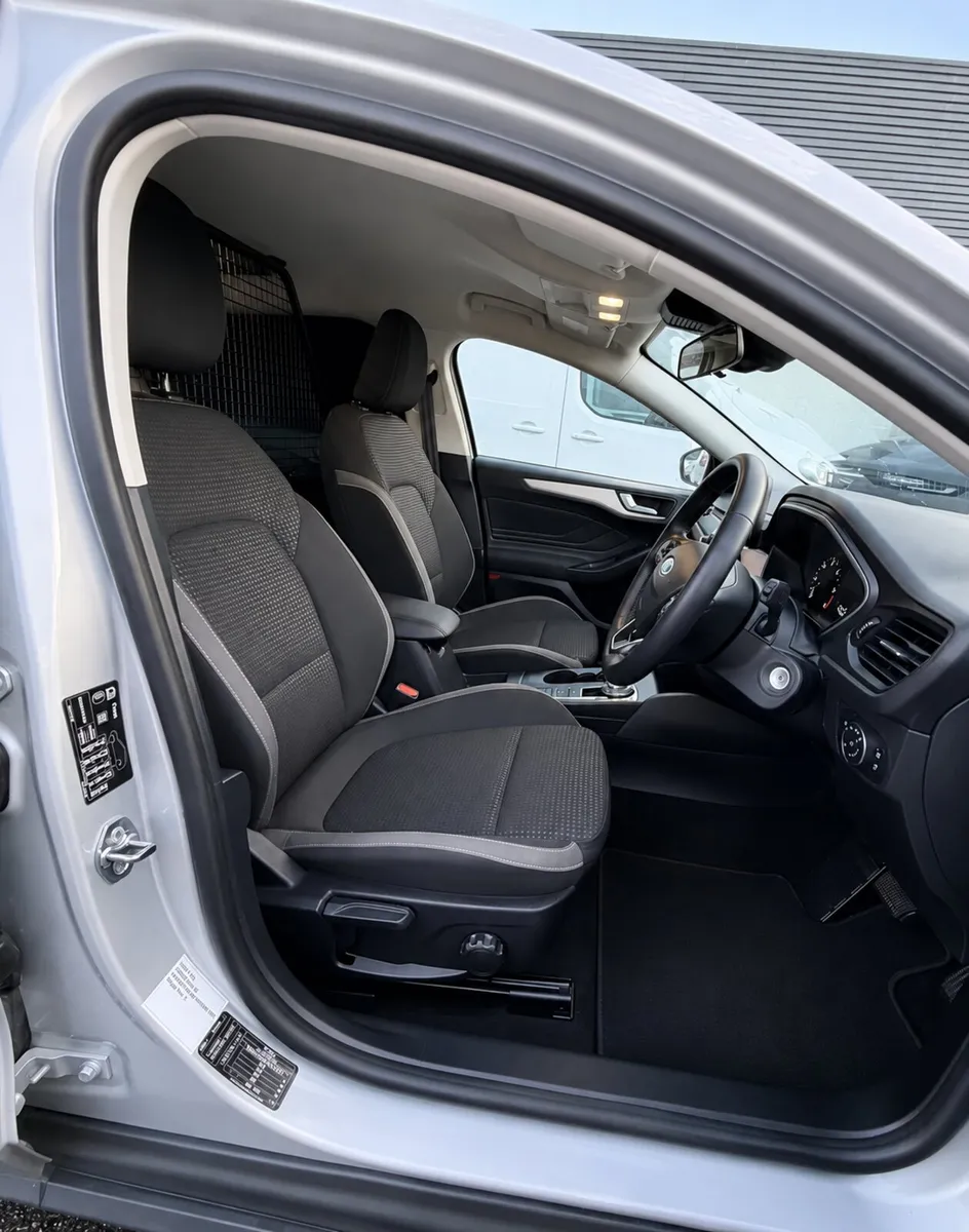 2022 Focus Automatic 38k klms - Image 4