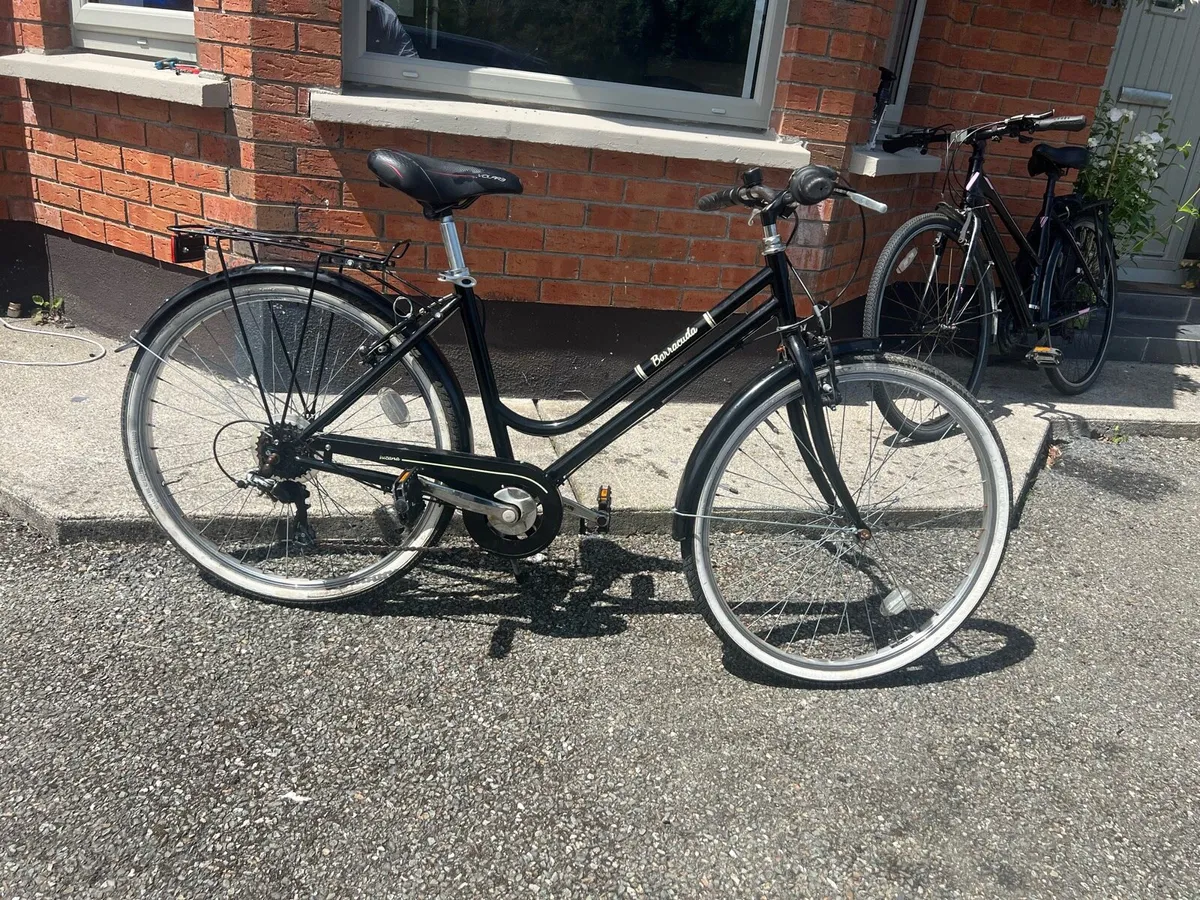 Girls bicycle - Image 1