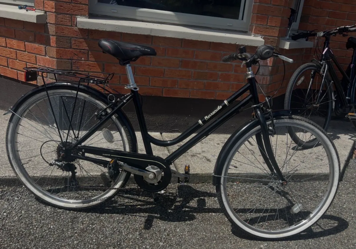 Girls bicycle - Image 4