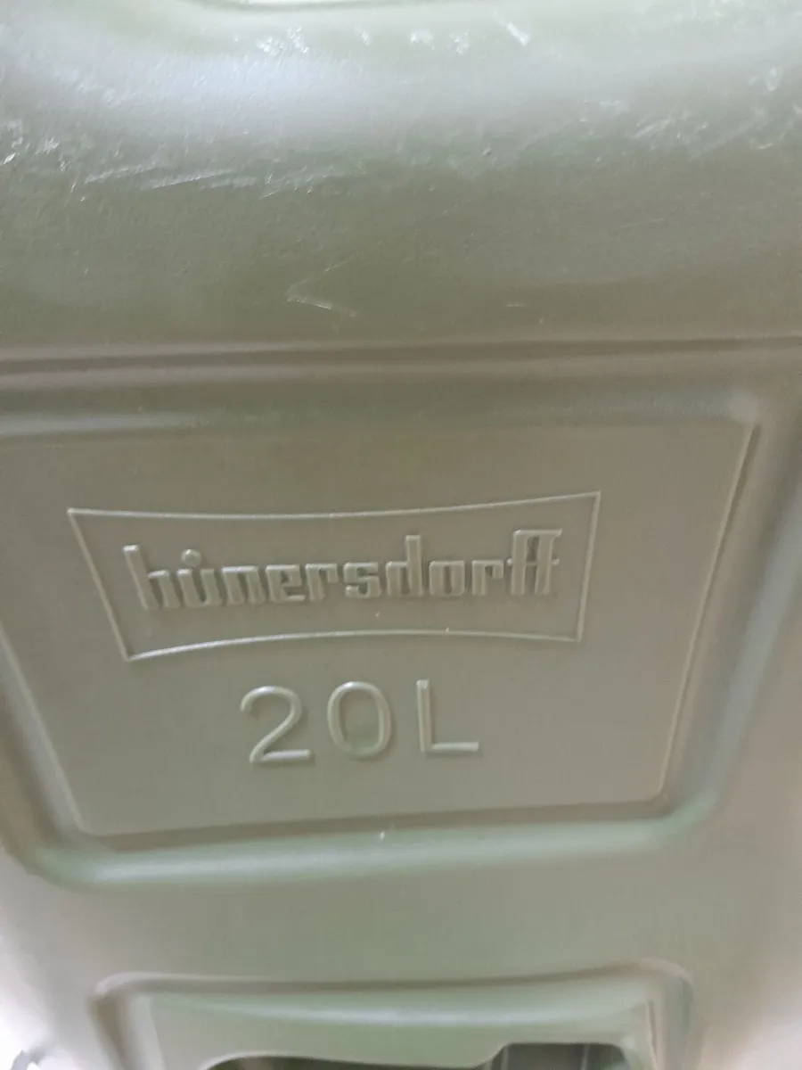 Hünersdorff Profi 20L fuel canister in olive green - Image 3