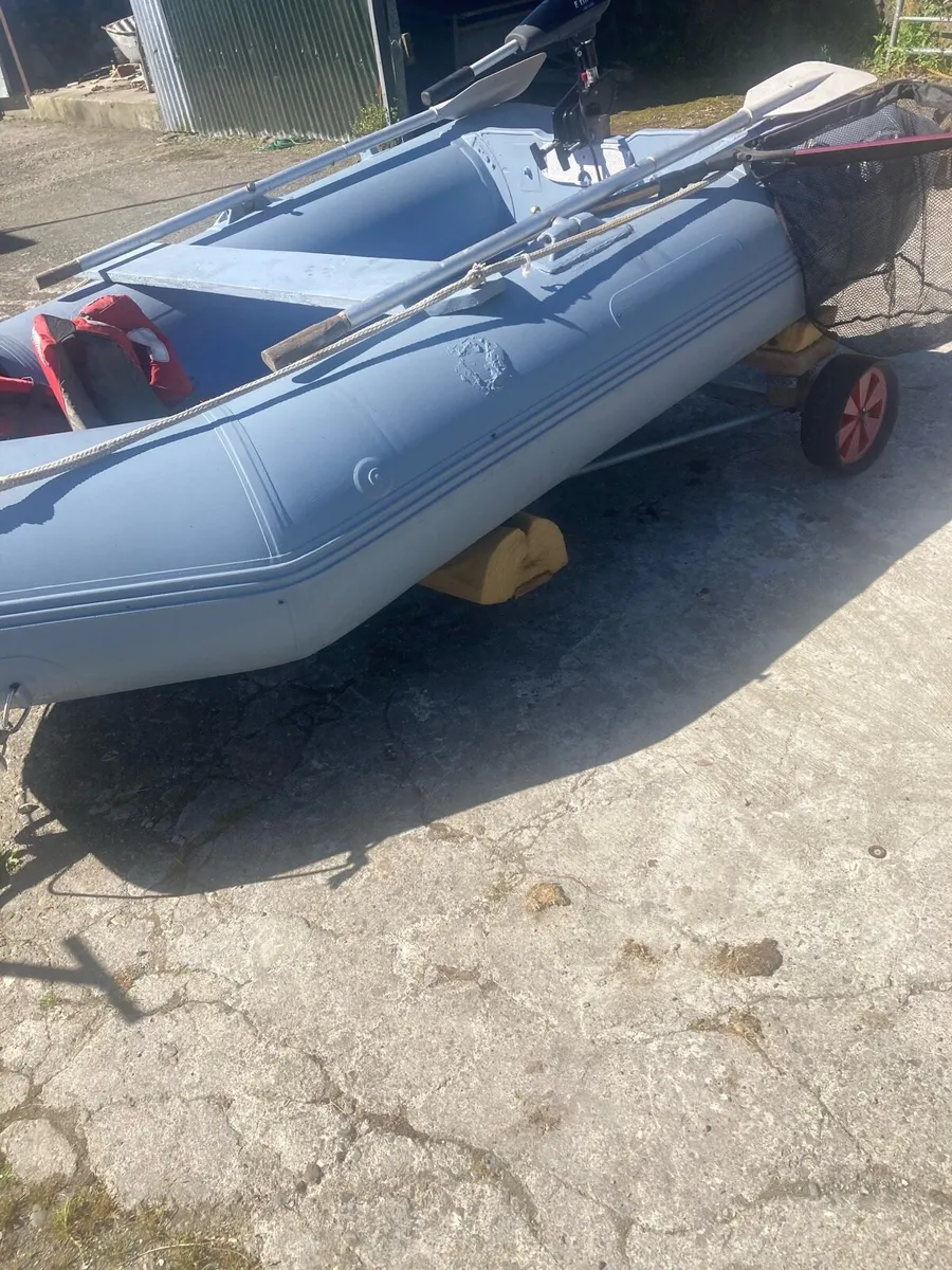 Inflatable punt - Image 4