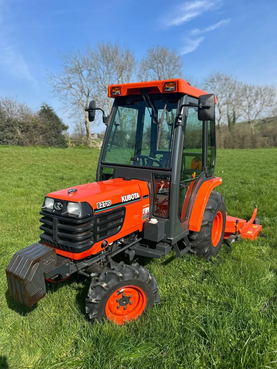 Kubota B2710 Tractor with Kubota 5 Ft Mower - Image 1