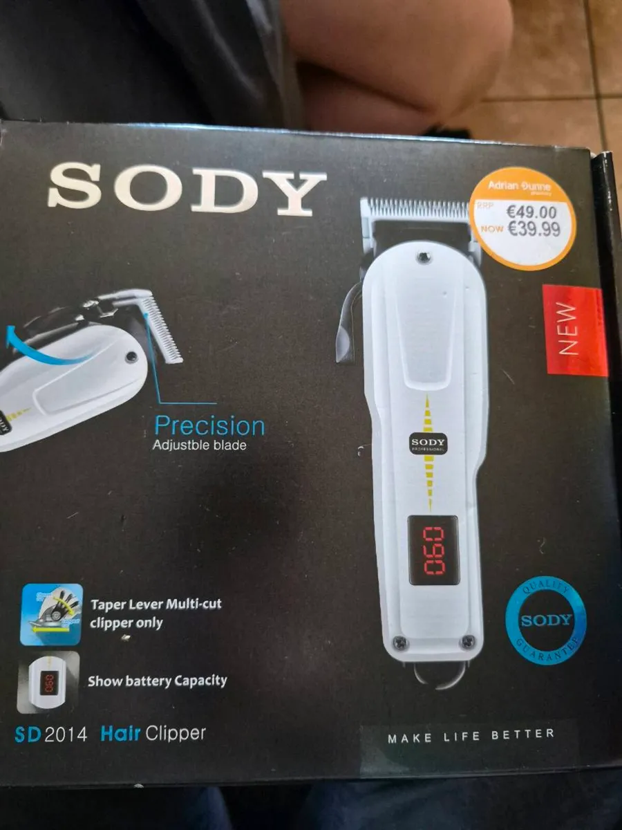 Hair clippers - Image 1