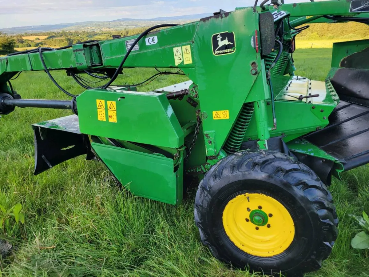 John Deere 1360 Mower - Image 2