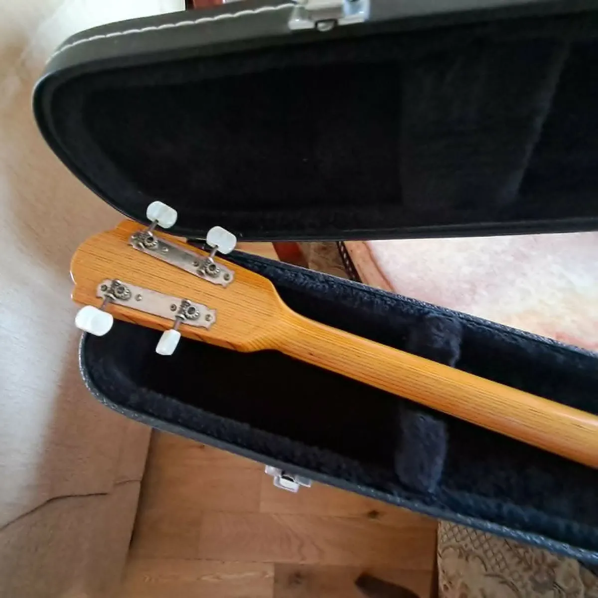 Musical Instruments - Image 4