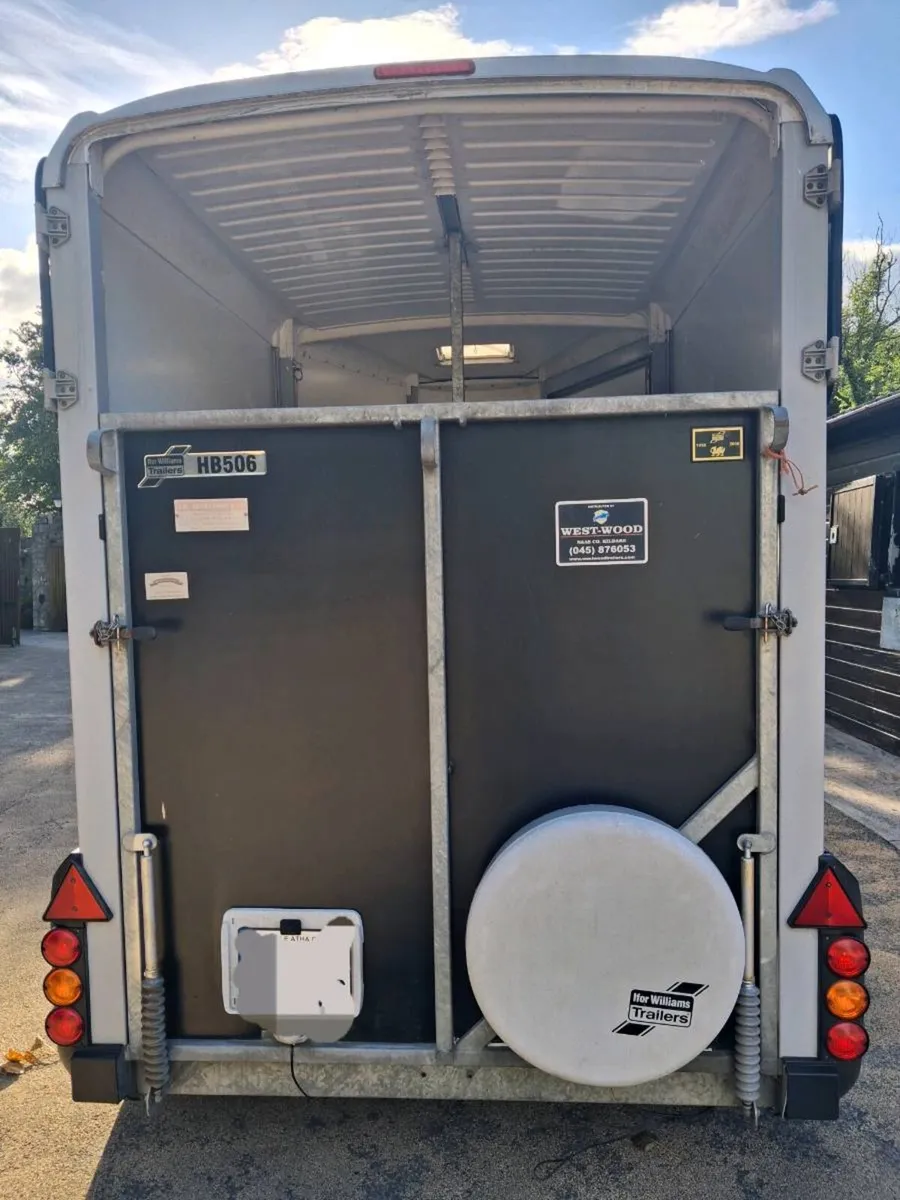 Horse box Ifor williams HB506 - Image 2