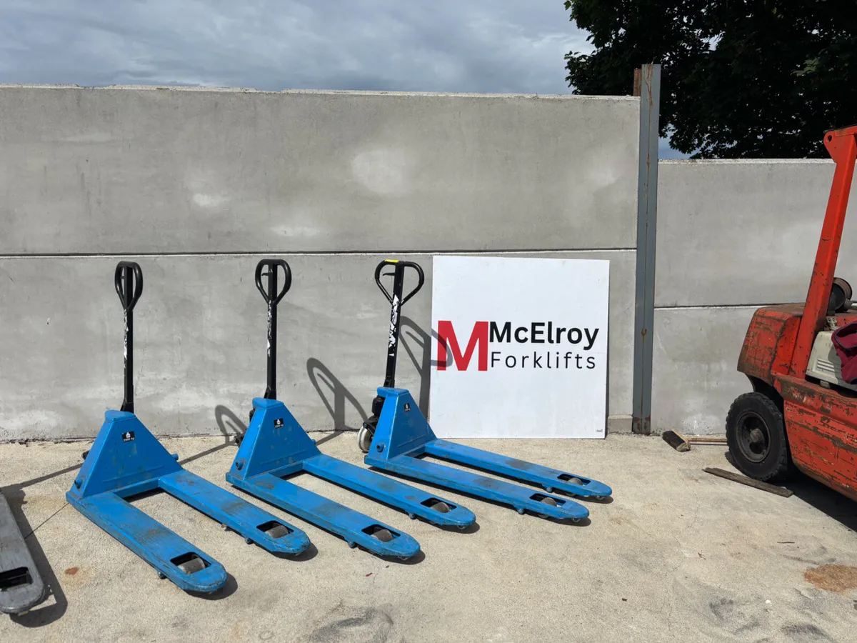 Euro Hand Pallet Trucks - second hand - Image 2