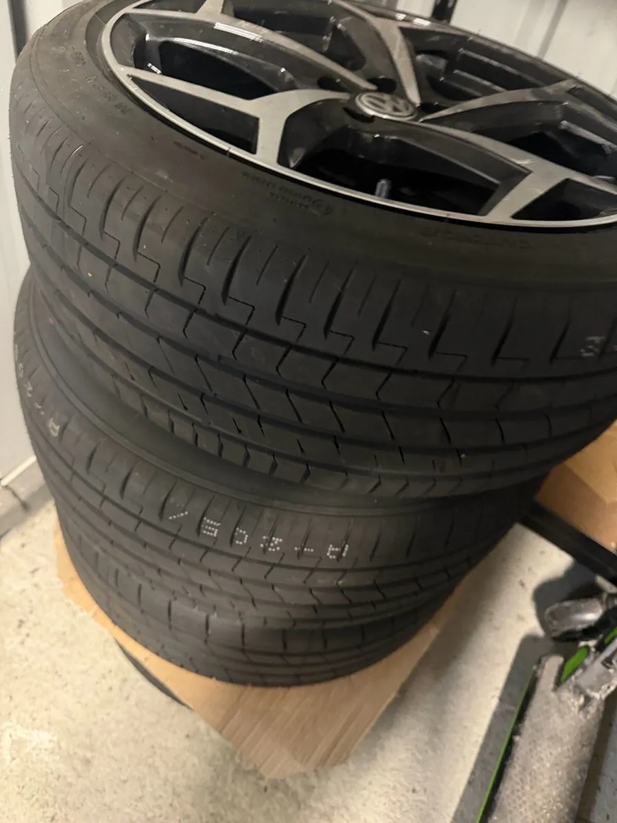 BRAND NEW VW POLO ALLOYS WITH NEW TYRES - Image 2