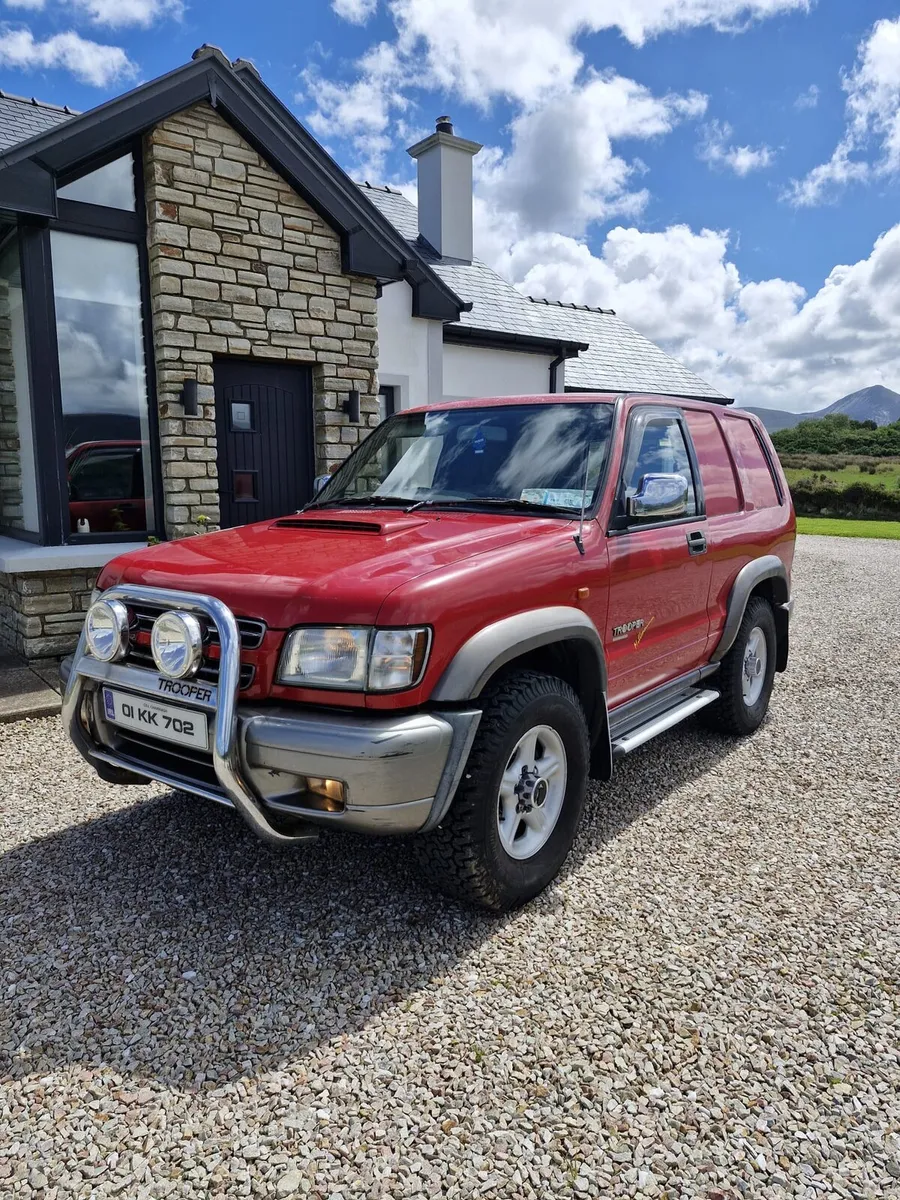 2001 Isuzu trooper 3.1 - Image 2