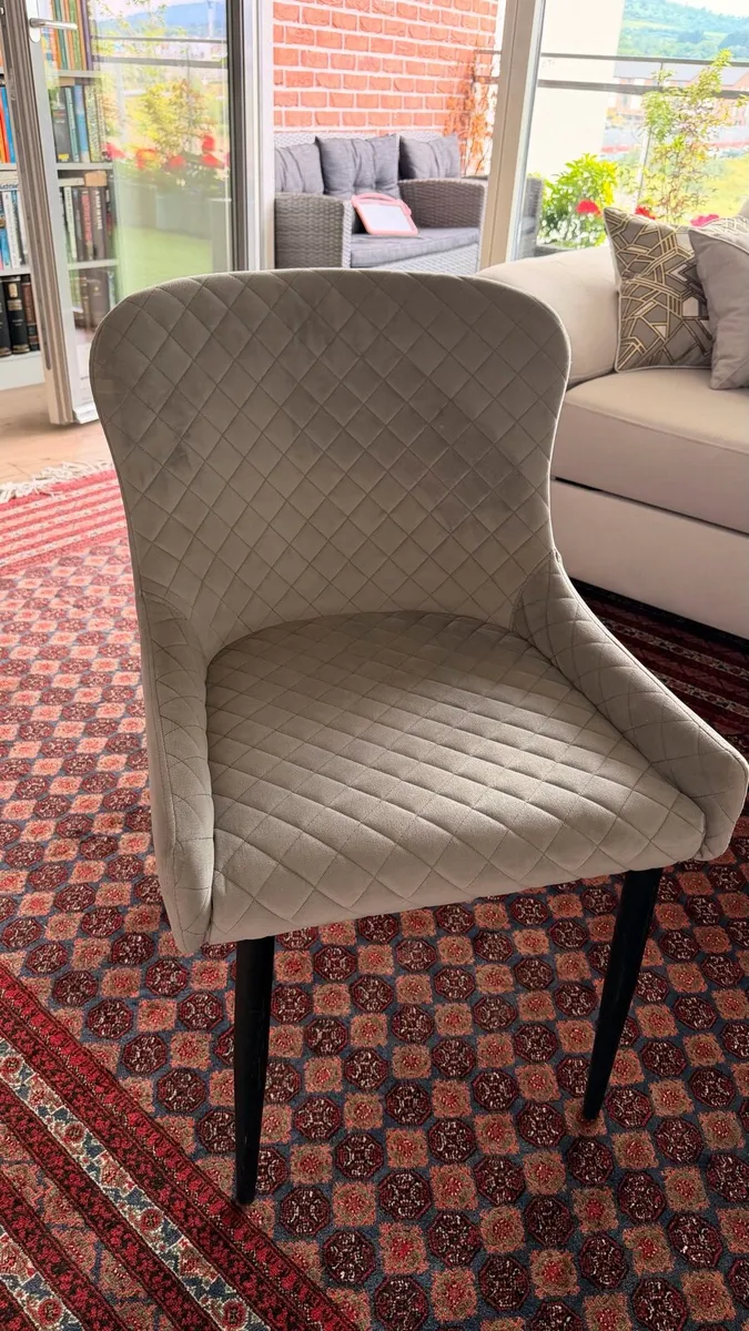 Dining chair - Image 1
