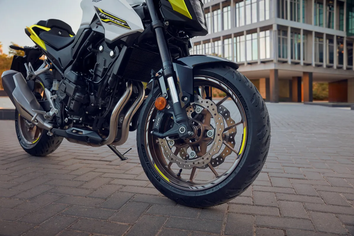 HONDA Hornet 500F E-Clutch NEW *Special Offer* - Image 4