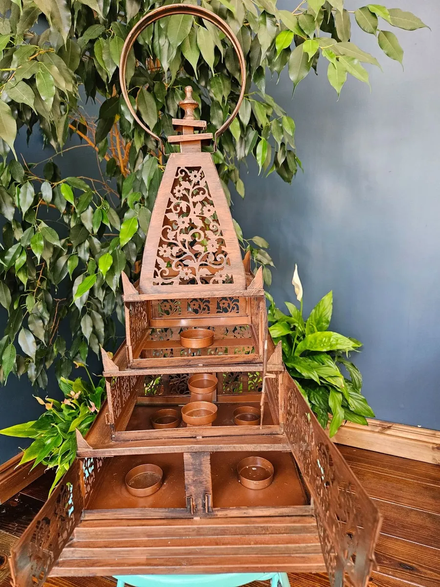 Pagoda lantern - Image 3
