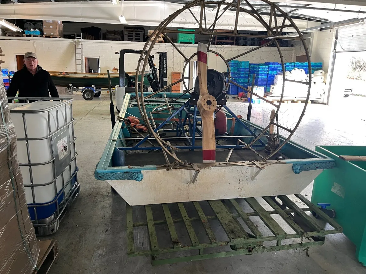 Hand built wooden fan boat - Image 2