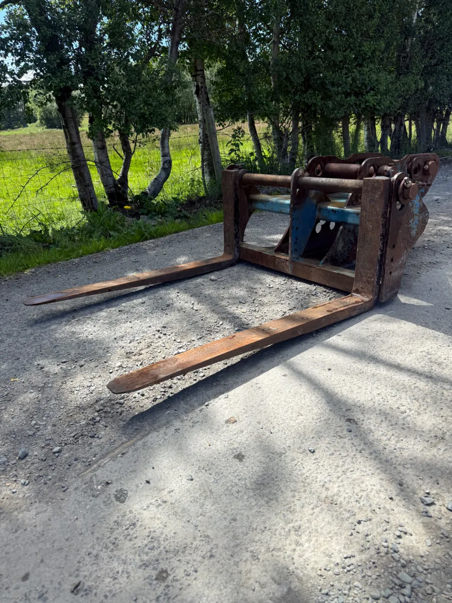 Digger Forks - Image 2