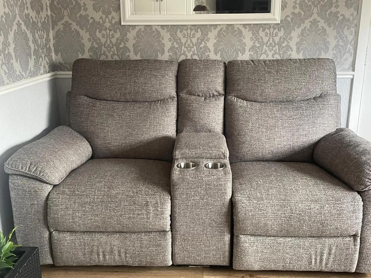 Corner Sofa Suite and Separate 2 Seater Couch - Image 3