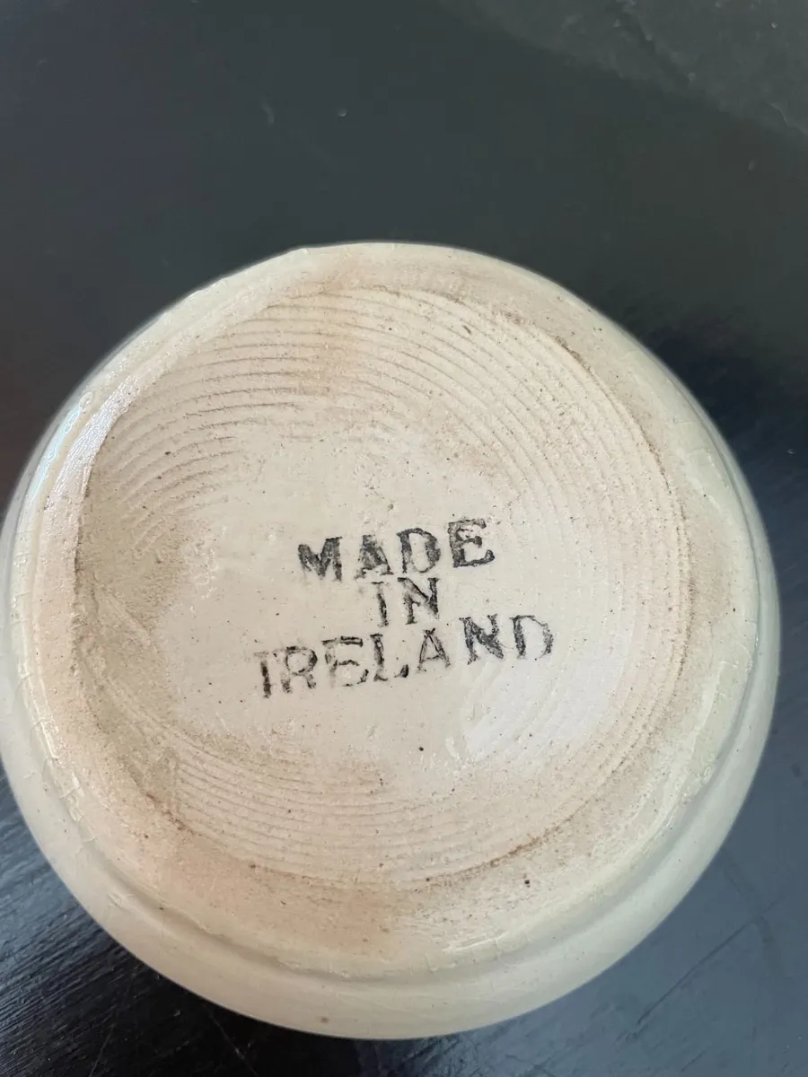Vintage Small green ceramic dish MADE IN IRELAND - Image 4