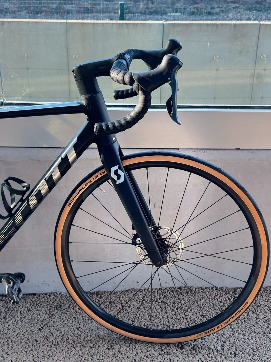 Scott Speedster Road Bike - Image 4