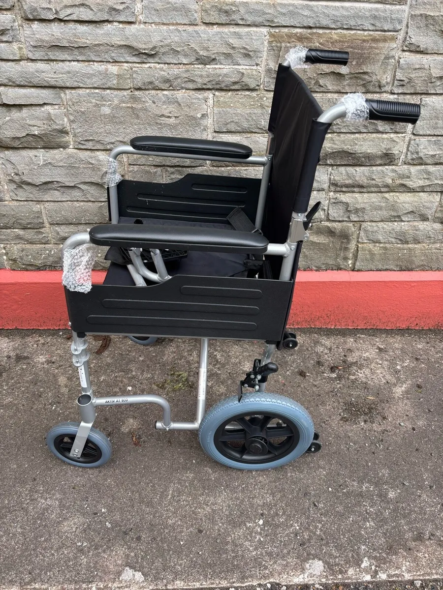 FREE Wheelchair - Image 2