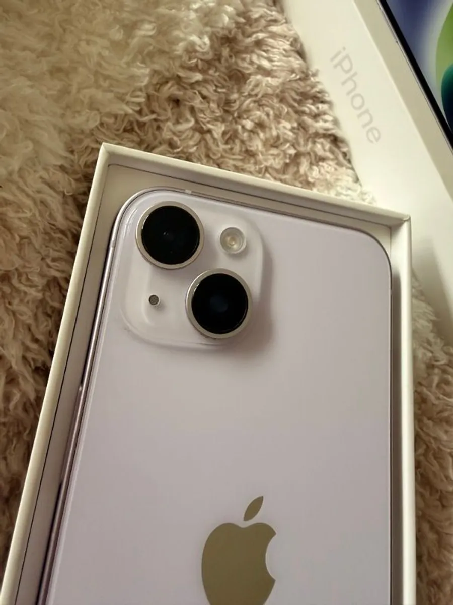 IPhone 14 - Image 3
