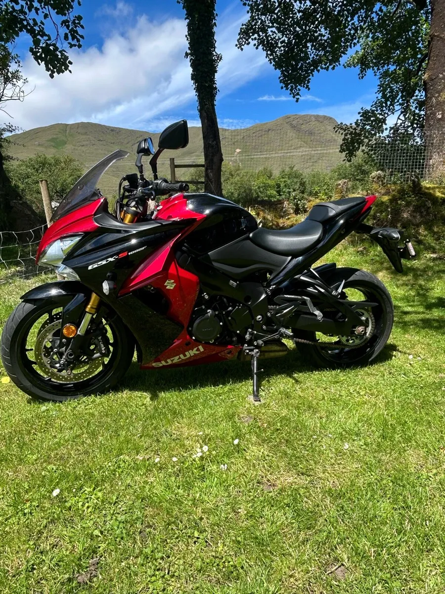 Suzuki GSXS1000F - Image 1
