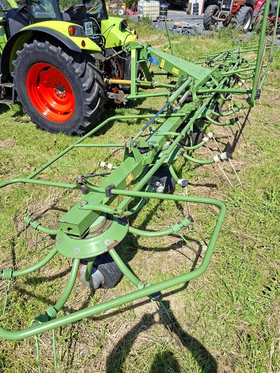 Krone 6 rotor Tedder - Image 3