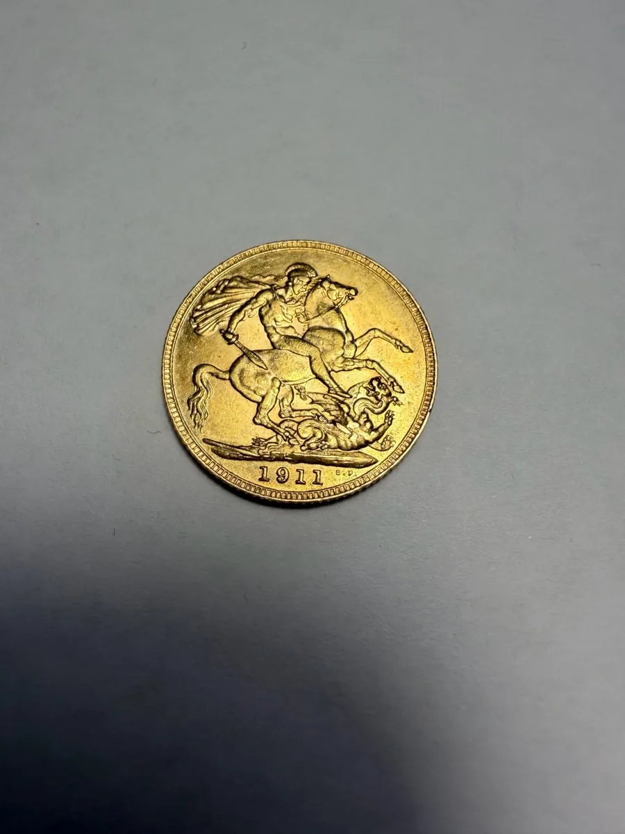 The 1911 George V Full Sovereign Gold - Image 2