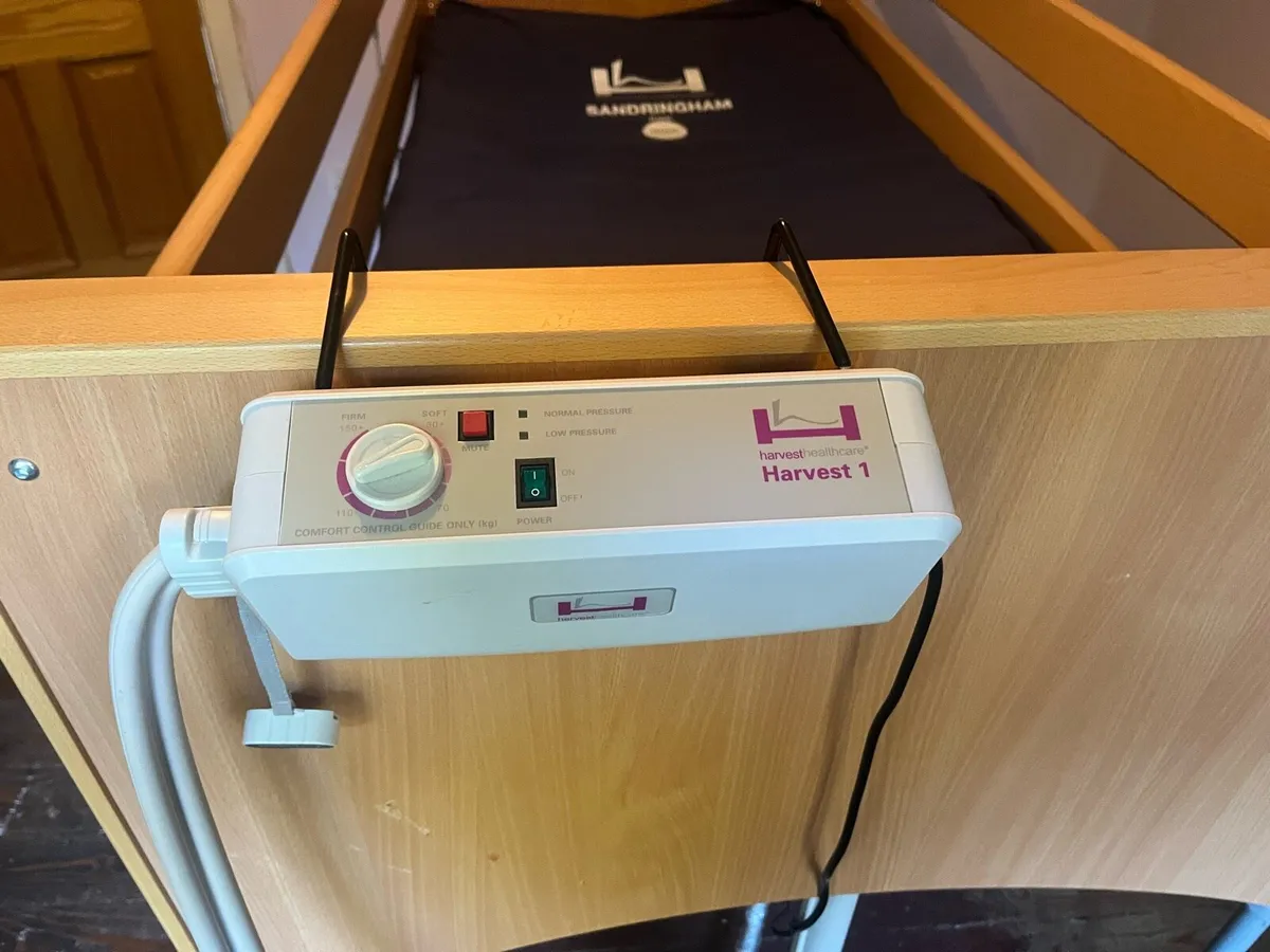 Hospital Bed - Image 2