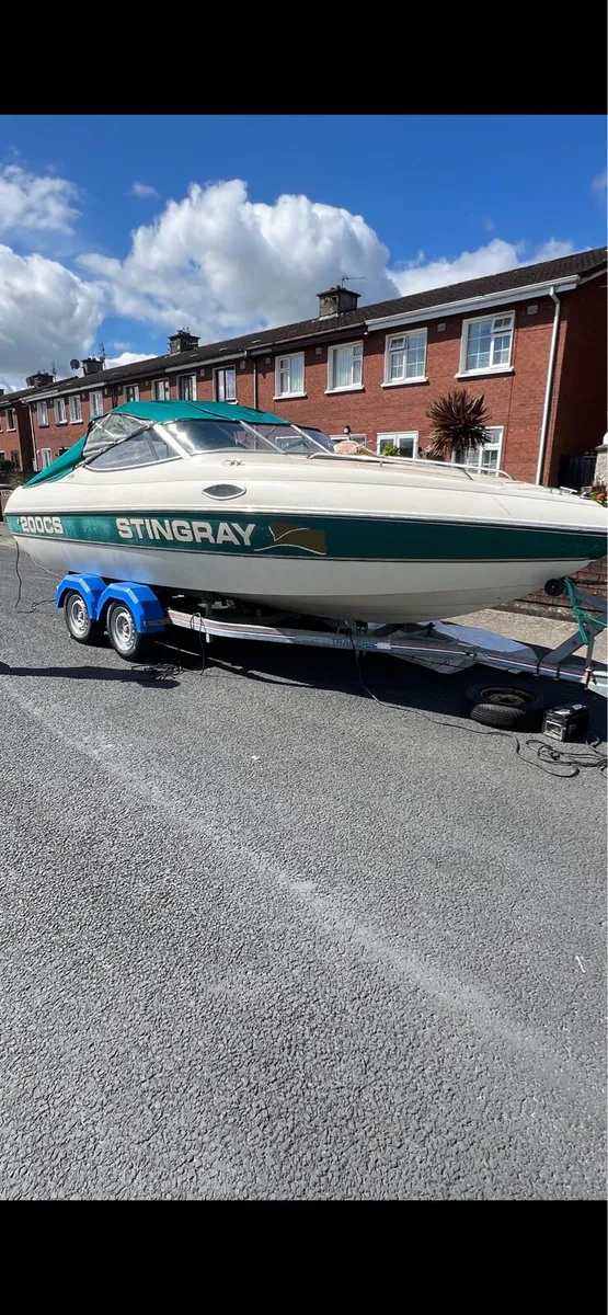 Stingray speedboat - Image 1