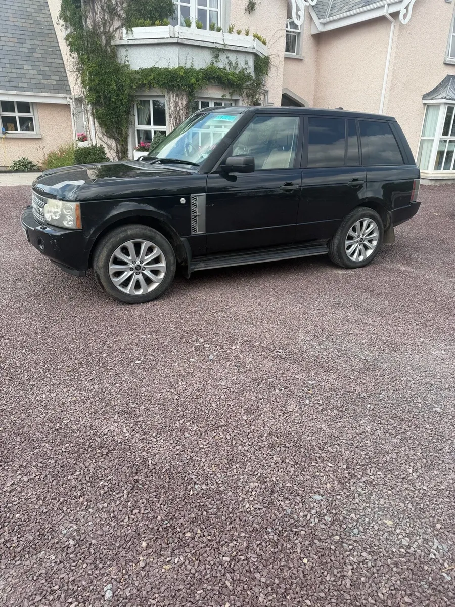 Rangerover vogue 3.6 crew cab - Image 2