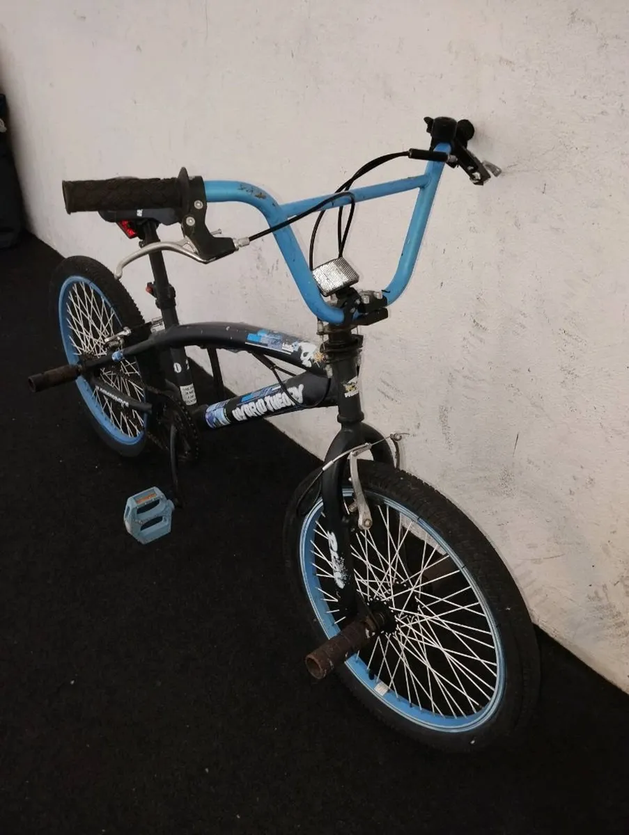 Boys 20inch BMX - Image 4