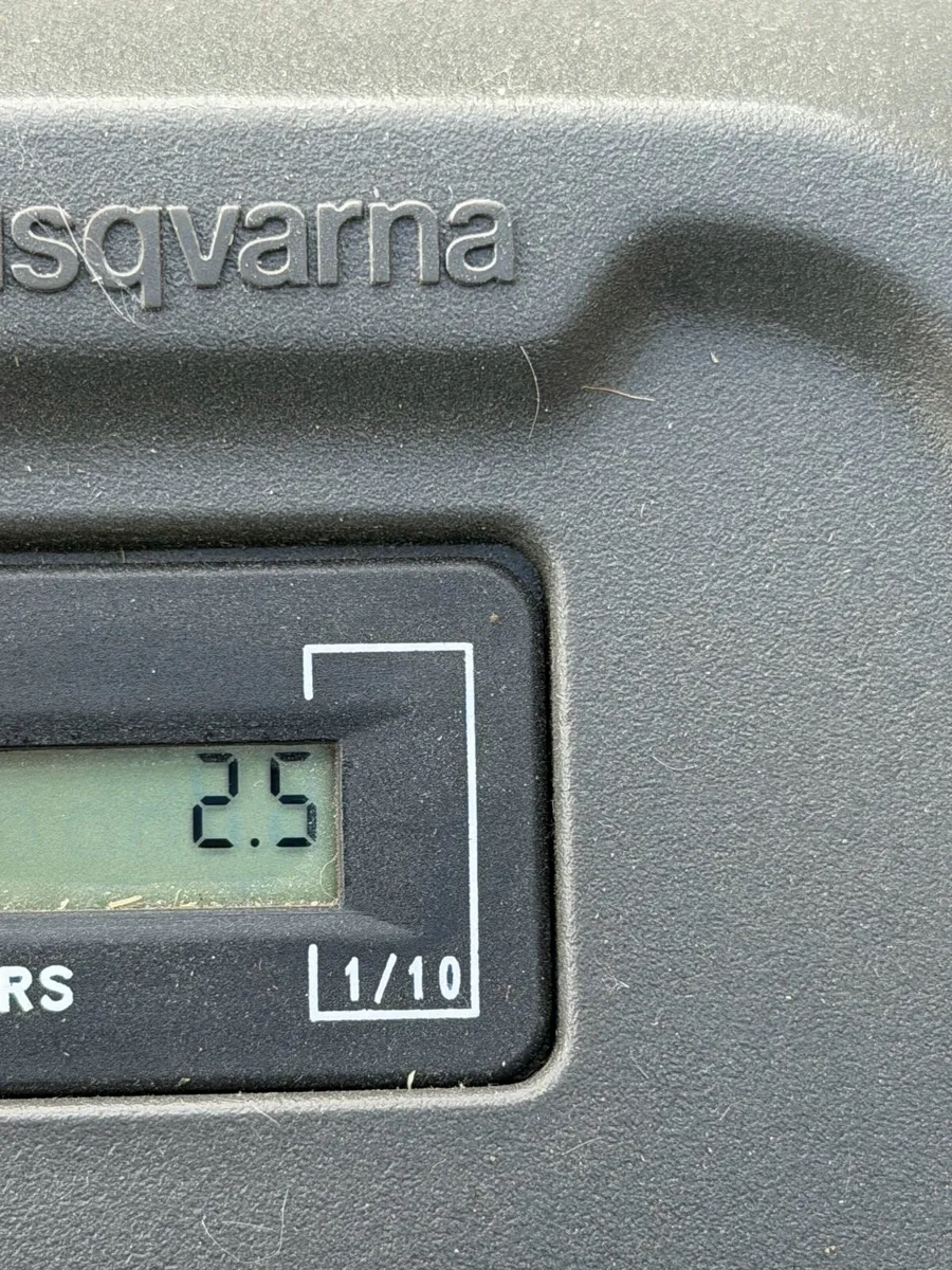 husqvarna ride on mower - Image 3