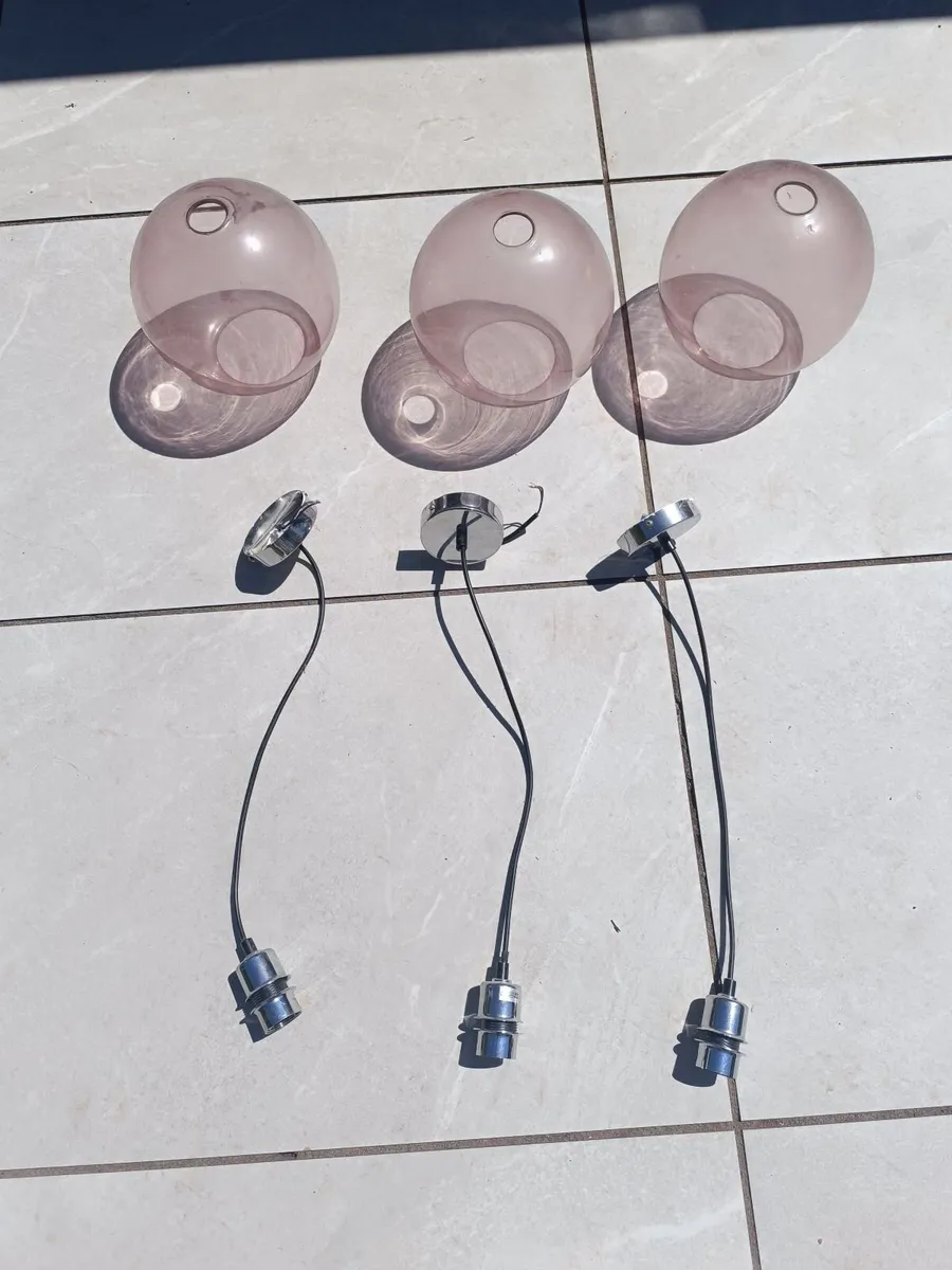 3 x Kitchen Pendant lights - Image 2