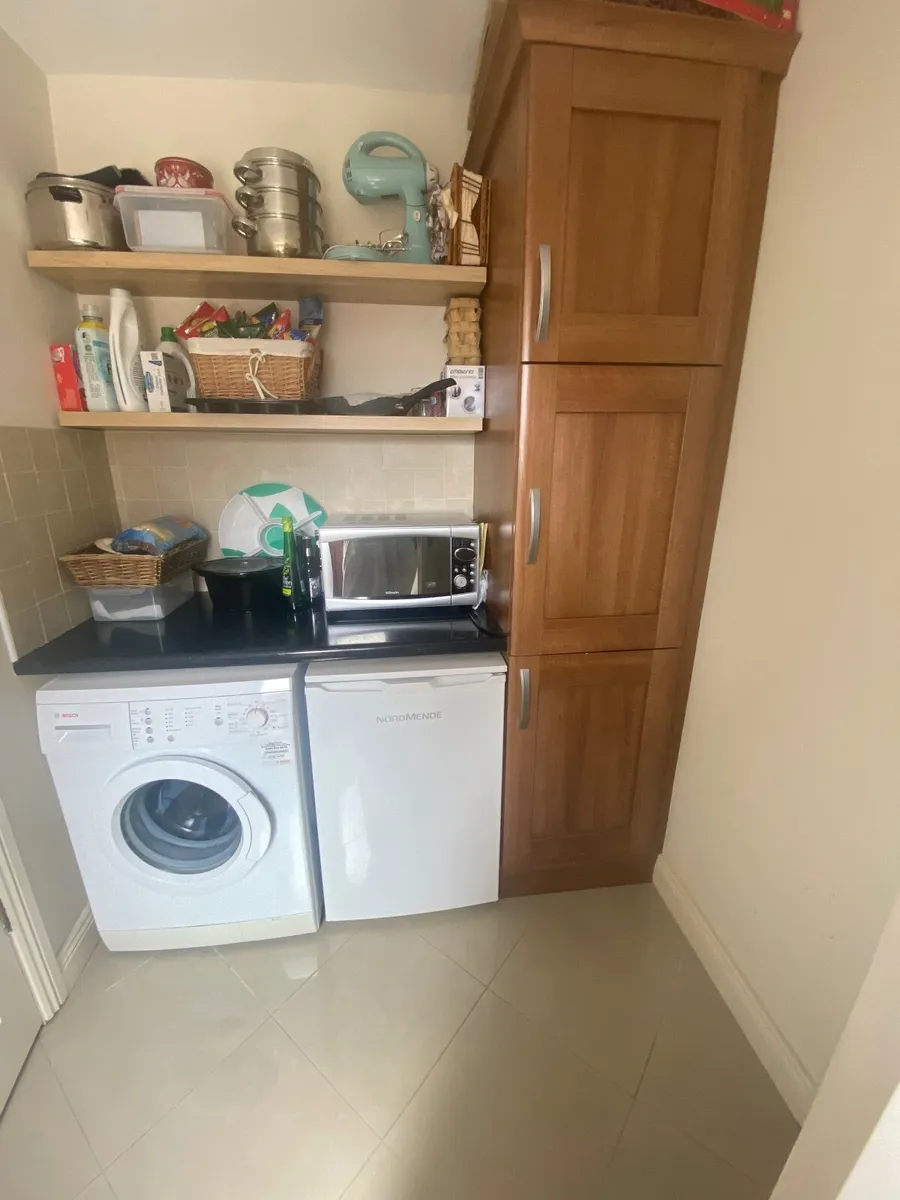 Fitted Kitchen and appliances - Image 3