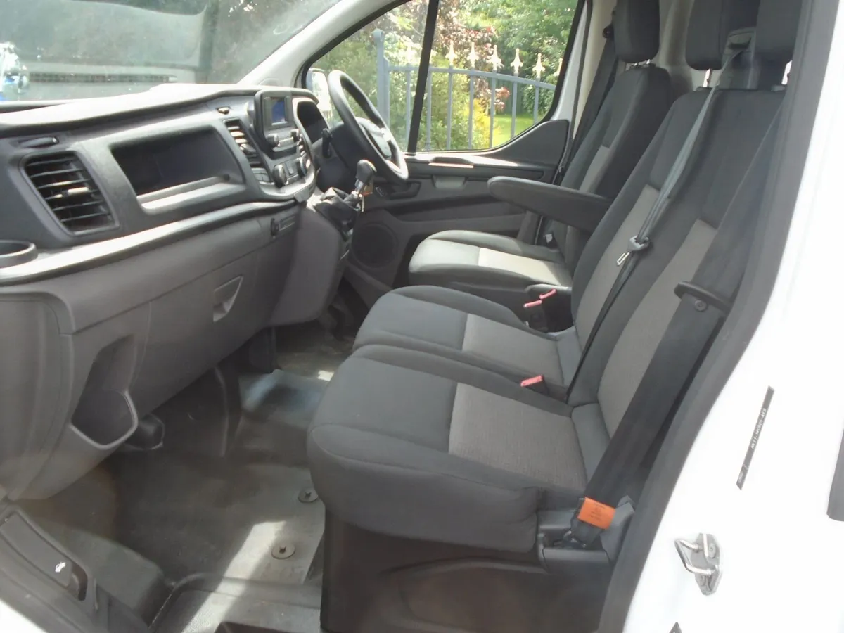 2023 Ford Transit Custom LWB 130HP. - Image 4