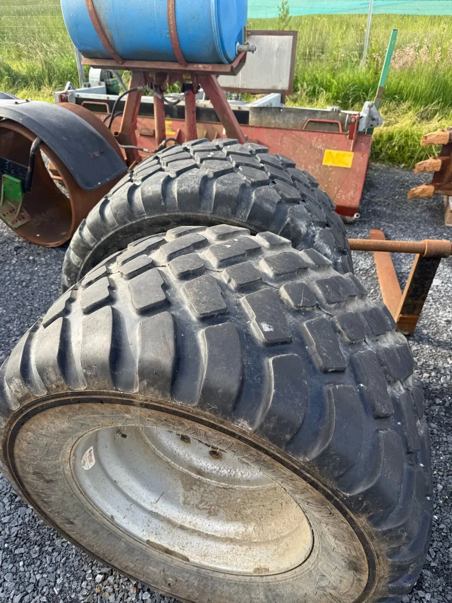 550/45 R22.5 - Image 1