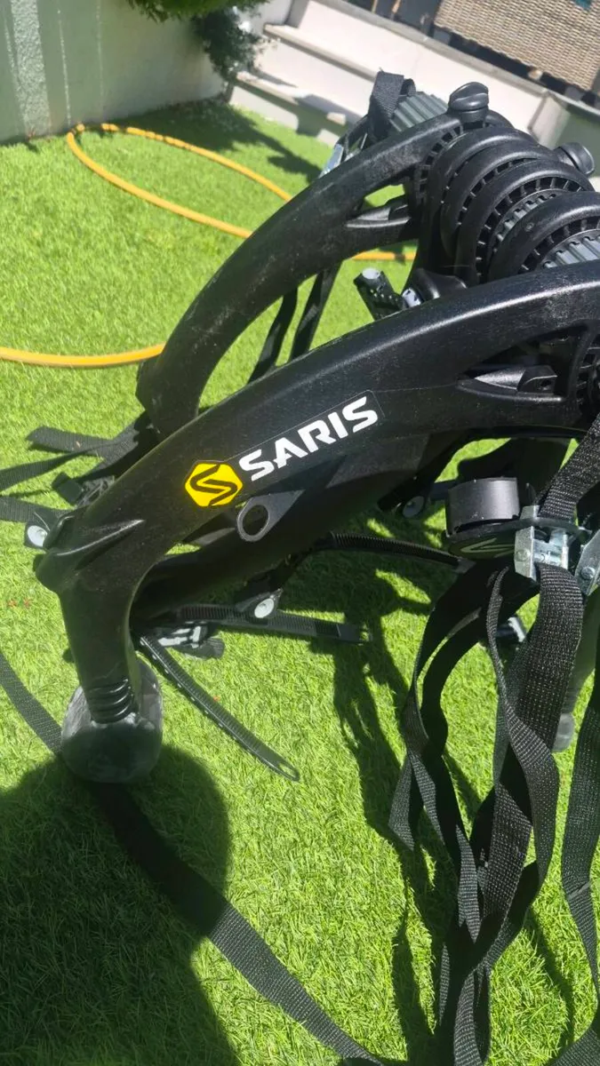 Saris Bones 3-Bike - Image 1