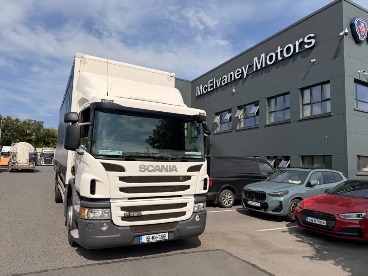 2015 Scania P320 6x2 rear steer lift. Ref No: 2620 - Image 2