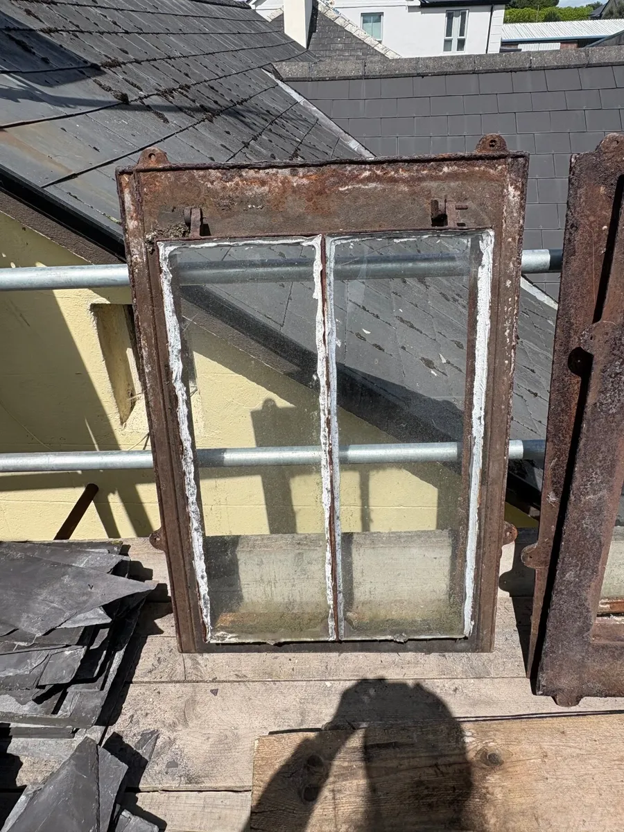 Iron roof windows - Image 3