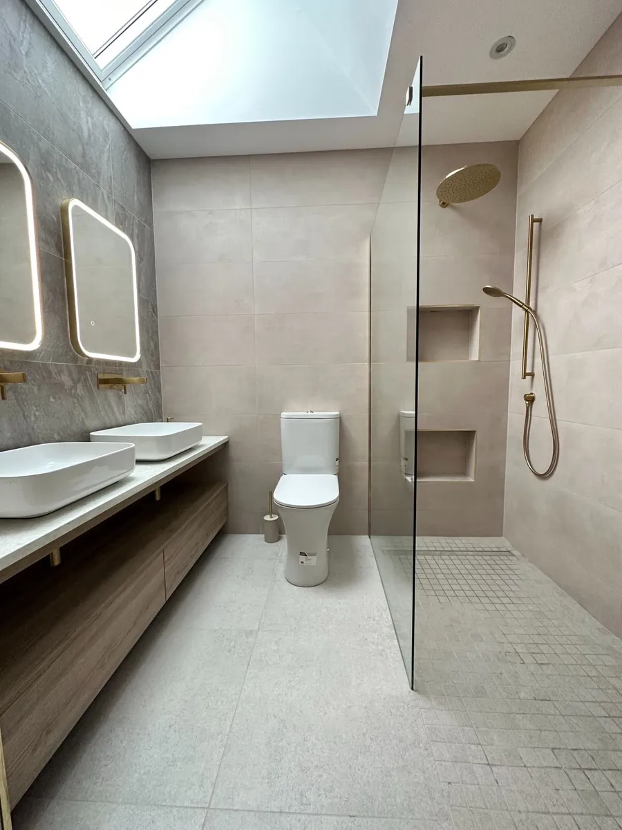 LUXE BATHROOMS – COMPLETE BATHROOM RENOVATIONS - Image 2