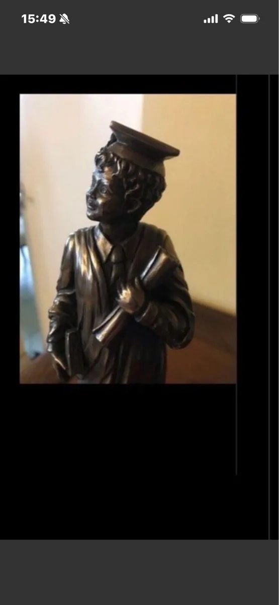 Genesis Bronze ‘Little Scholar Boy’ - Image 2