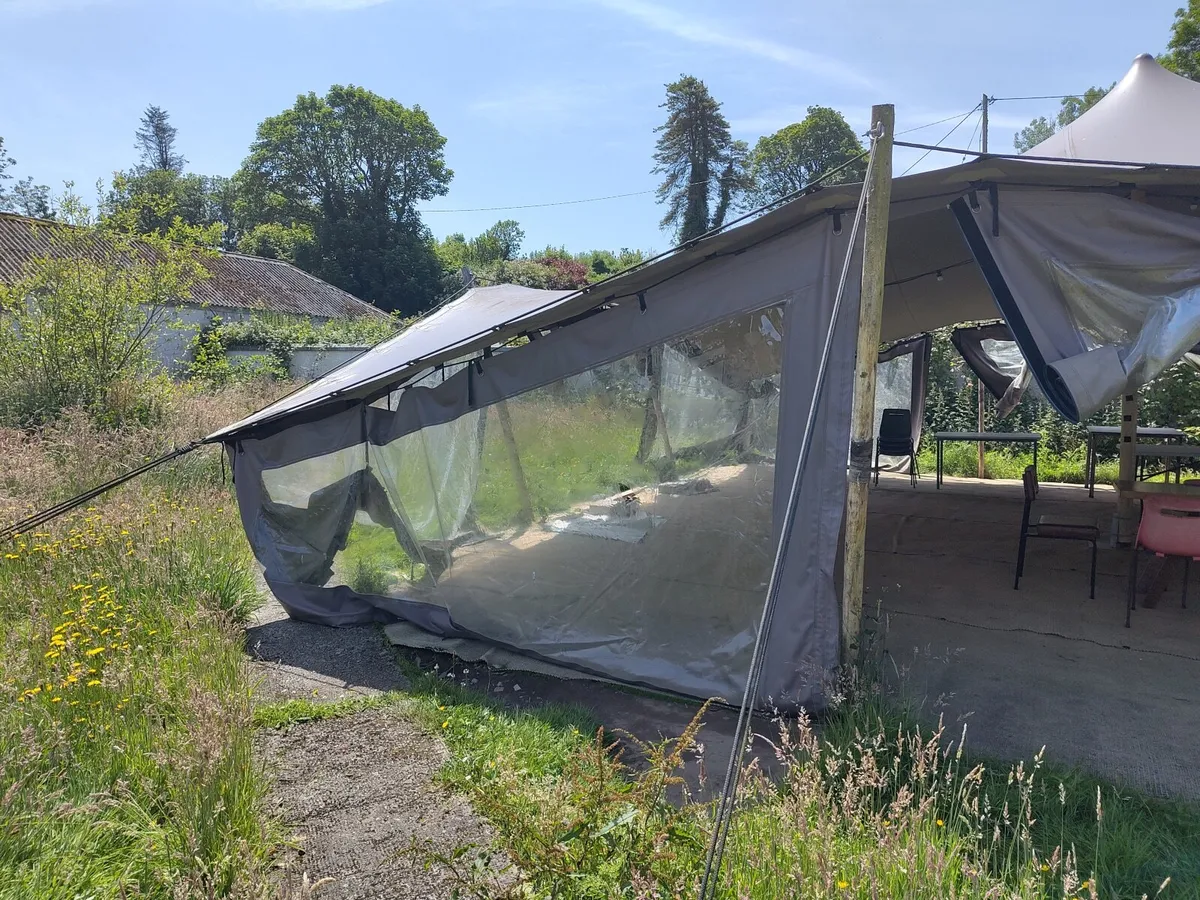 BILD Stretch Tent 10m x15m 3 years old walls+floor - Image 3