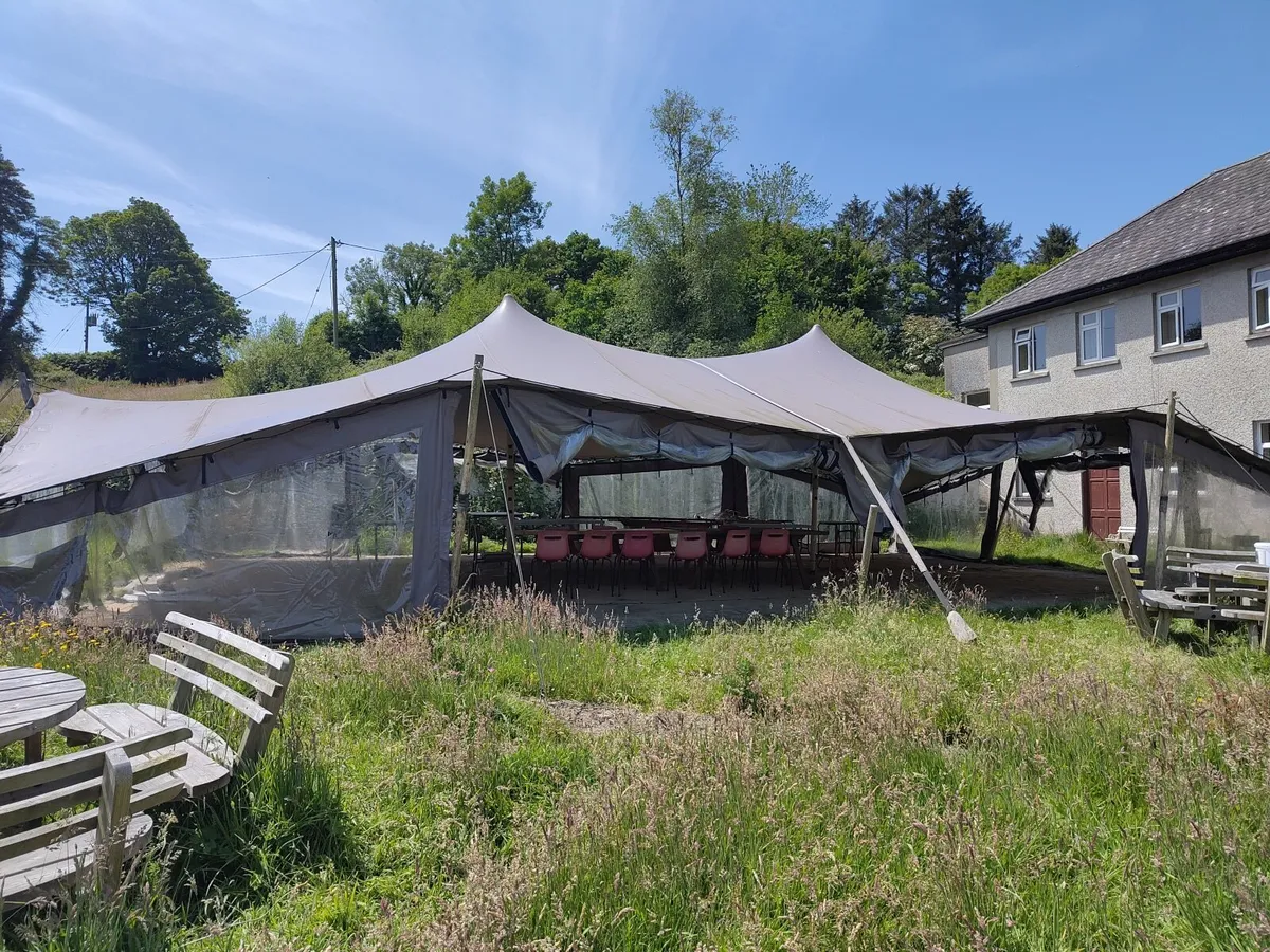 BILD Stretch Tent 10m x15m 3 years old walls+floor - Image 4