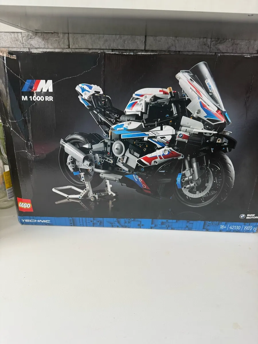 Lego BMW M 1000RR bike set brand new - Image 1