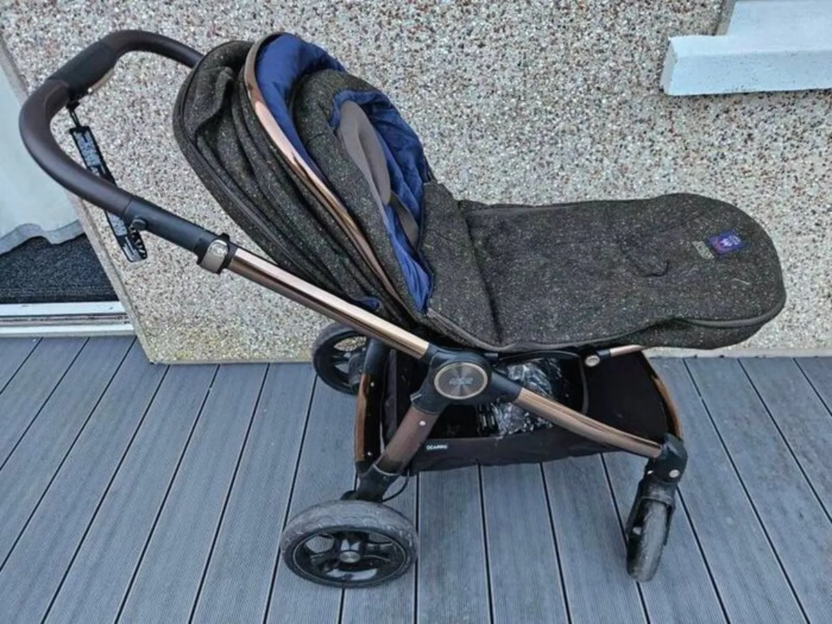 Mamas & Papas Ocarro Pushchair and Bassinet - Image 3