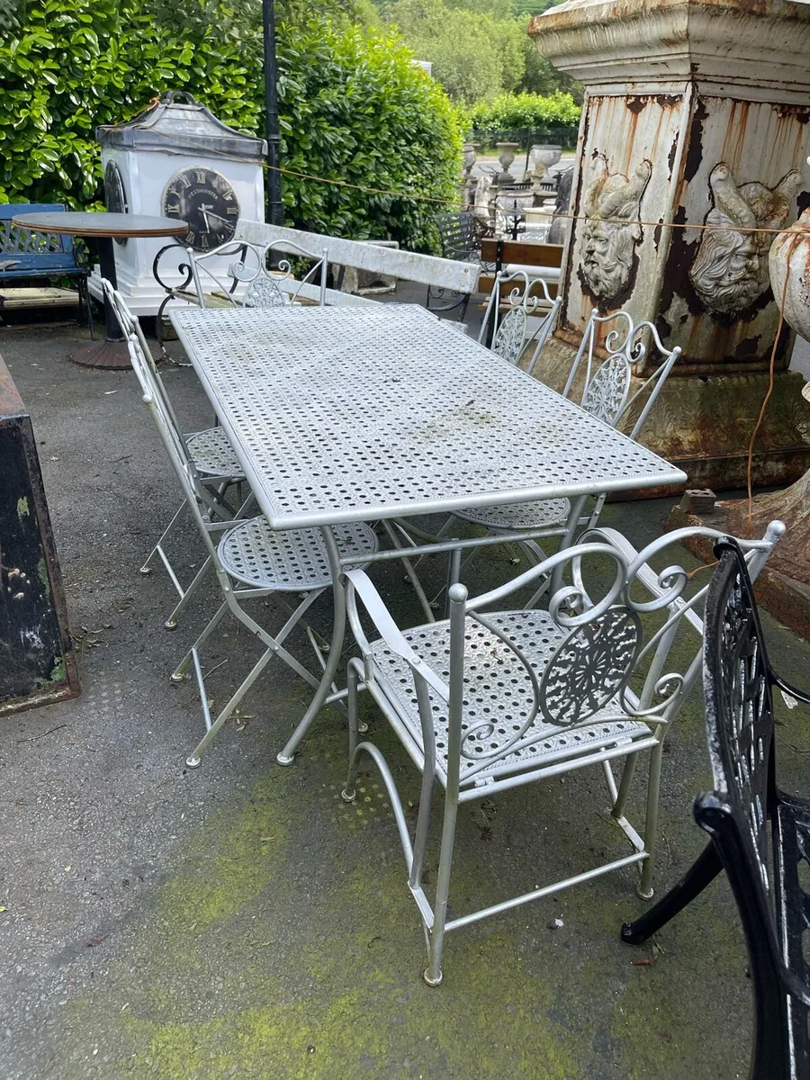 Garden Table 6 chairs - Image 1