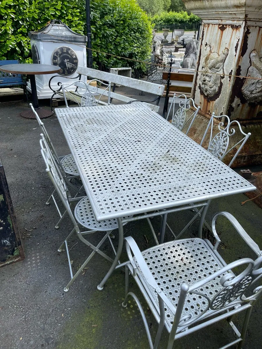 Garden Table 6 chairs - Image 3