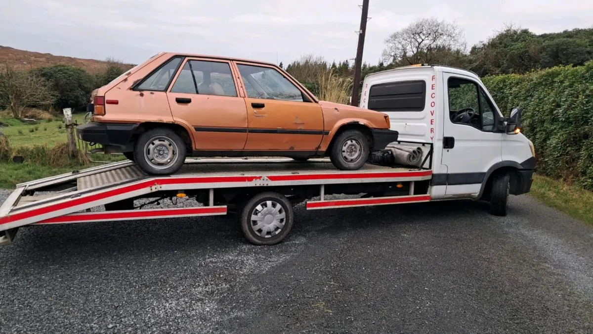 1983 toyota tersel. - Image 2