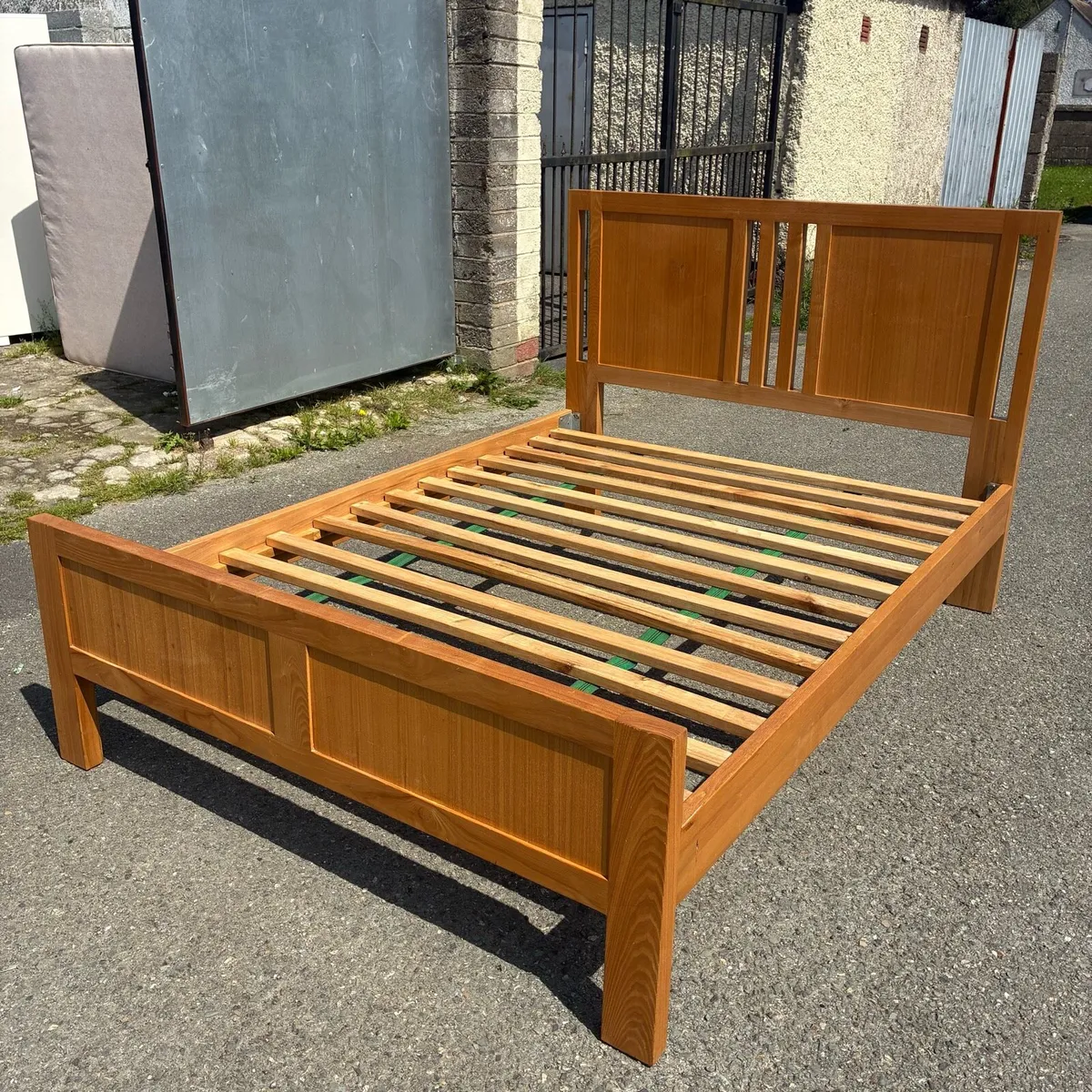 Solid oak Double Bed Frame - Image 3