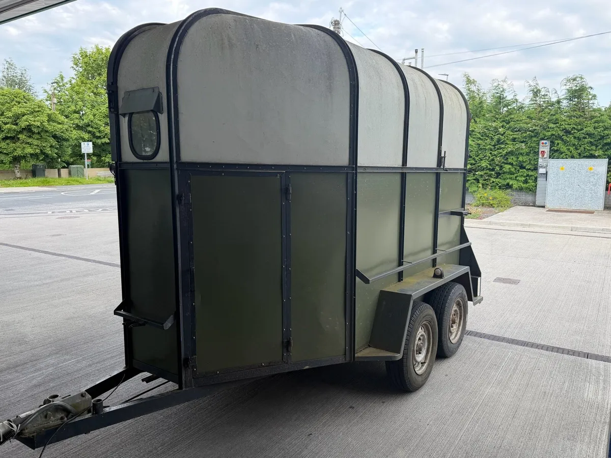 Refurbished horsebox - Image 1