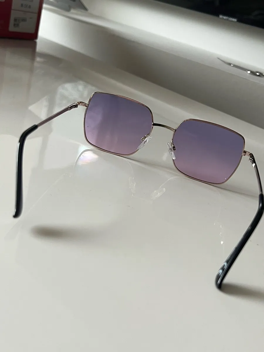 Purple Tinted Retro Sunglasses - Image 2